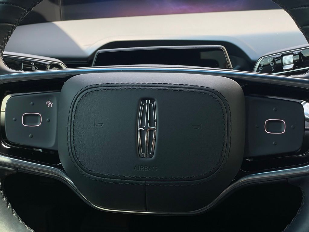 2024 Lincoln Nautilus Reserve 13
