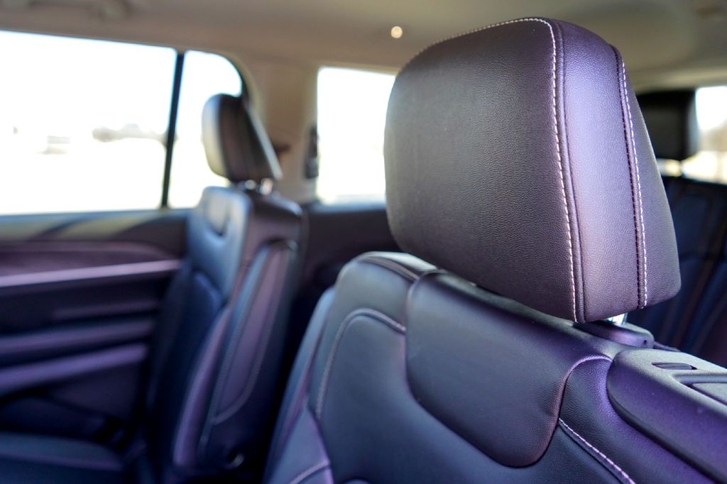 Used Car 2023 Jeep Grand Cherokee L  Limited For Sale Under $35,000 In Taylor, Texas