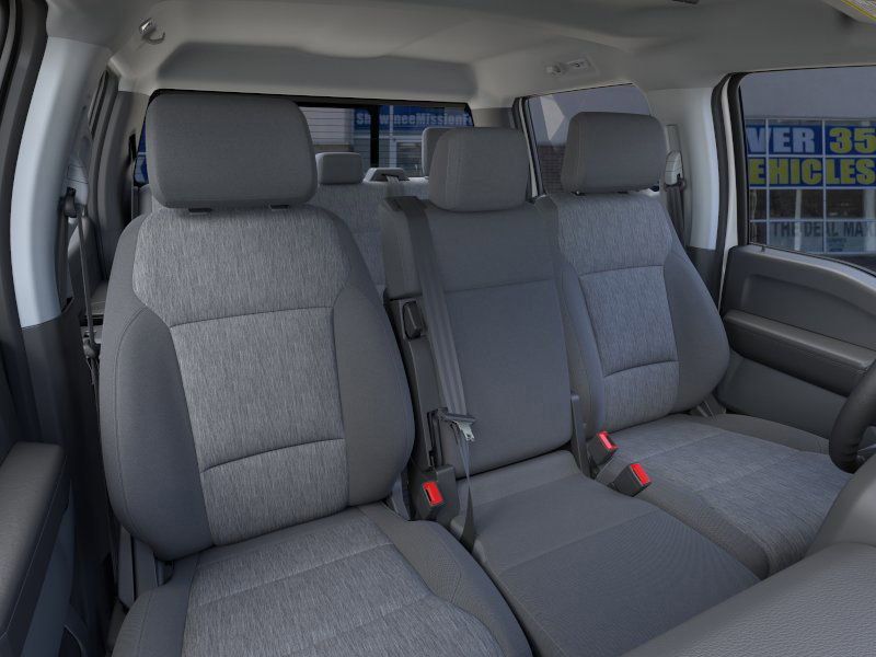 2025 Ford F-350SD XL photo