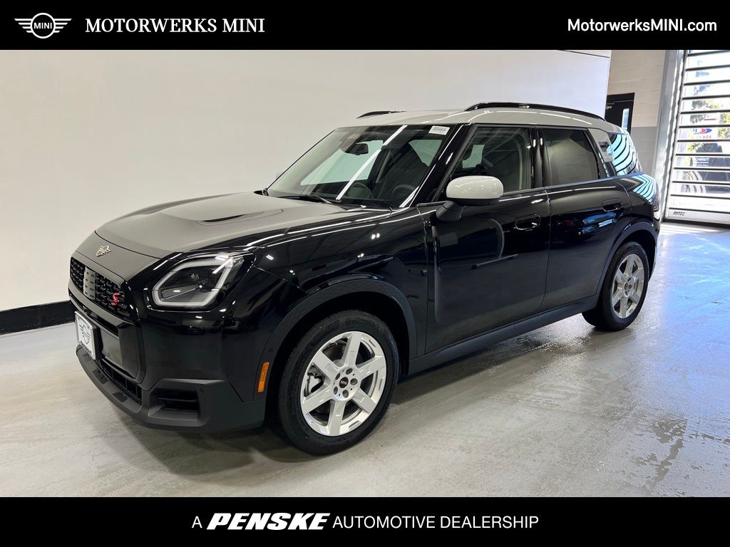 2025 MINI Cooper Countryman Base -
                Golden Valley, MN