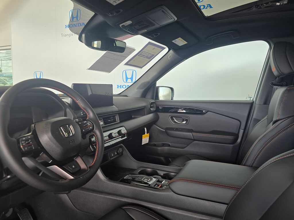 Thumbnail: 2026 Honda Pilot - 13