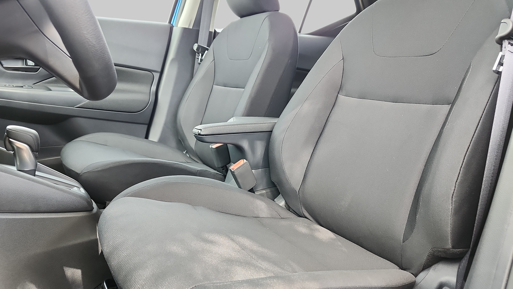 2025 Nissan Kicks Play