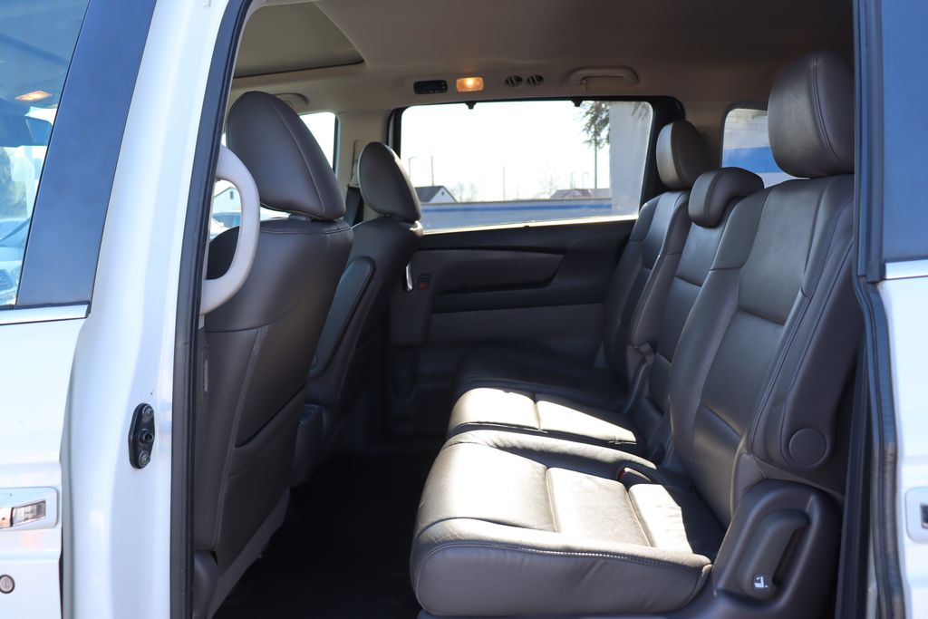 2014 Honda Odyssey EX-L 11