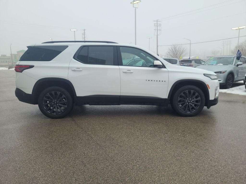 used 2023 Chevrolet Traverse car, priced at $37,380