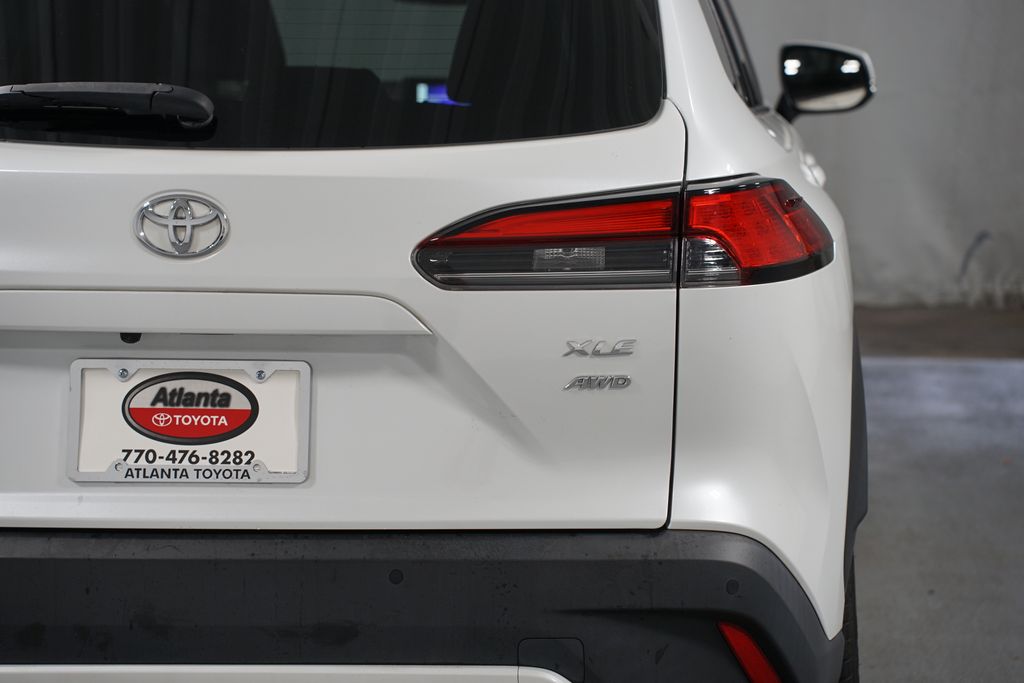 Thumbnail: 2023 Toyota Corolla Cross - 10