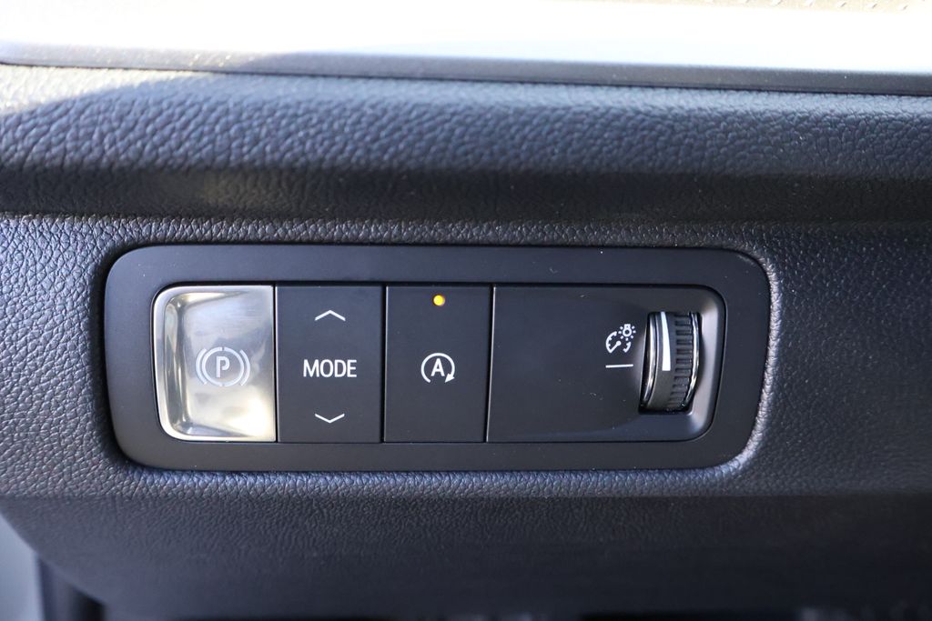 Thumbnail: 2026 Chevrolet Traverse - 19