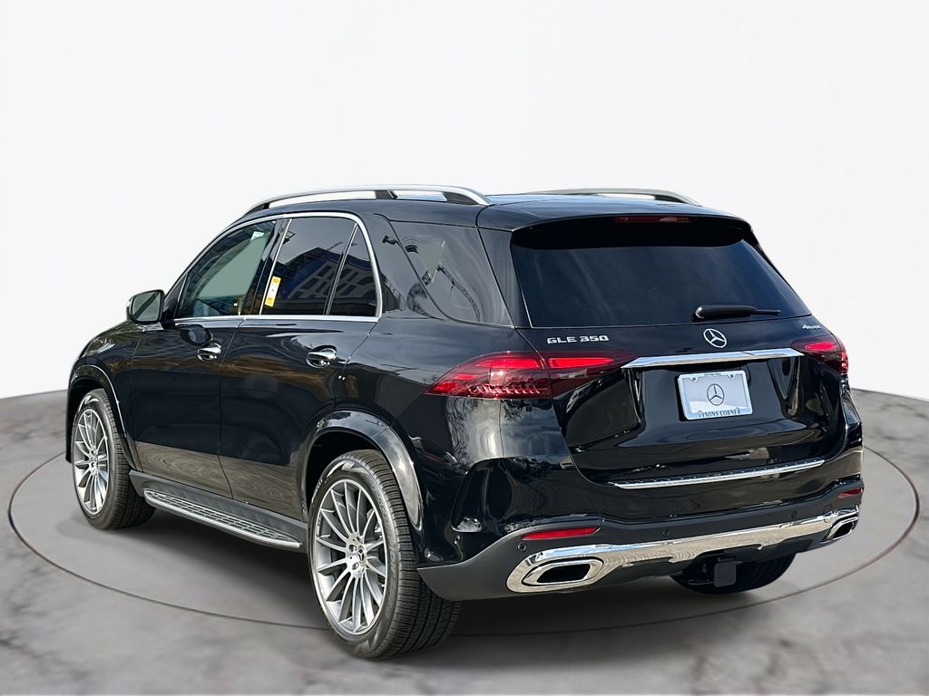Thumbnail: 2026 Mercedes-Benz GLE - 6
