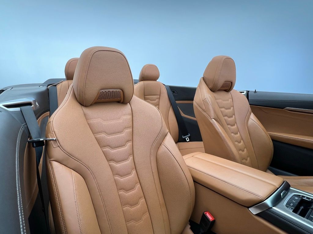 2024 BMW 8 Series 840i 13