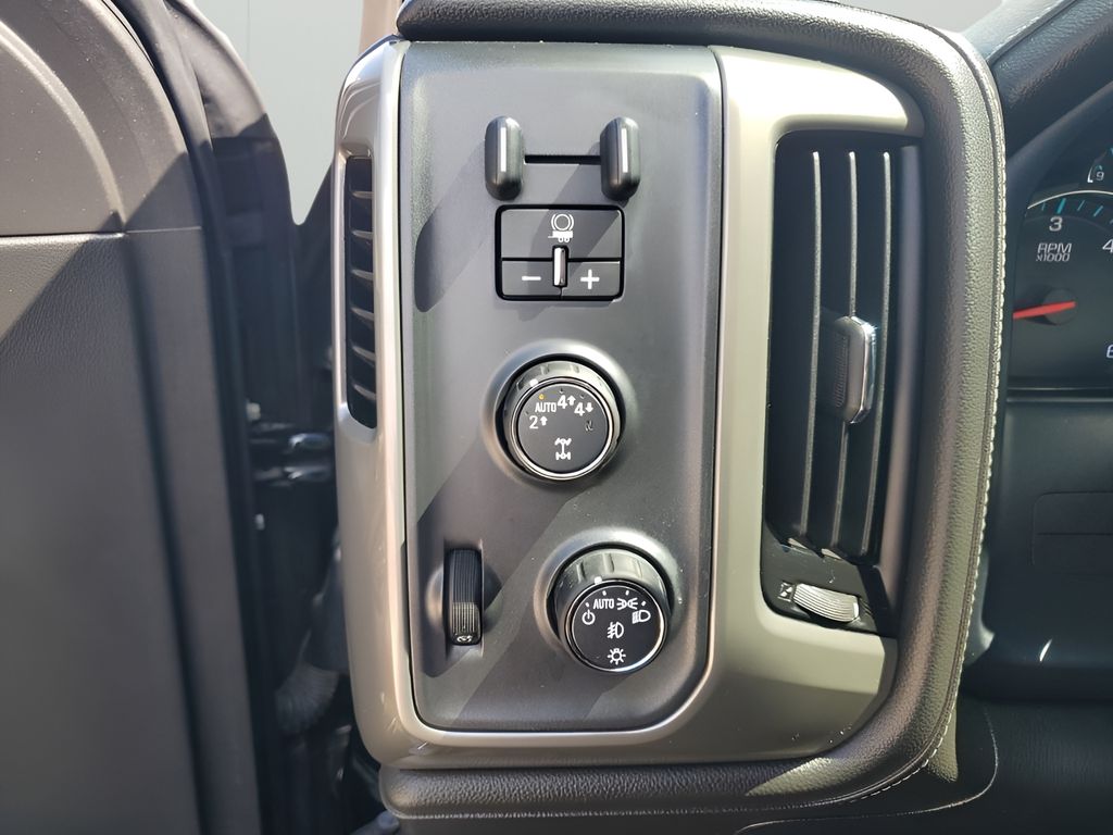 Used Car 2018 Chevrolet Silverado 1500  High Country For Sale Under $35,000 In Austin, Texas