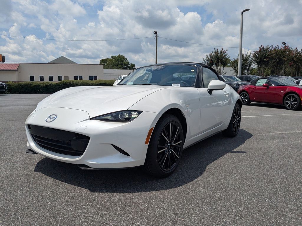 2025 Mazda MX-5 Miata Grand Touring