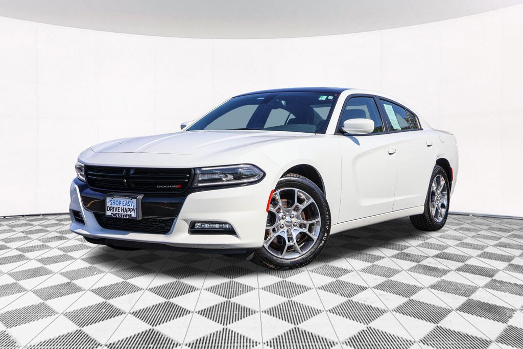 2015 Dodge Charger SXT 2