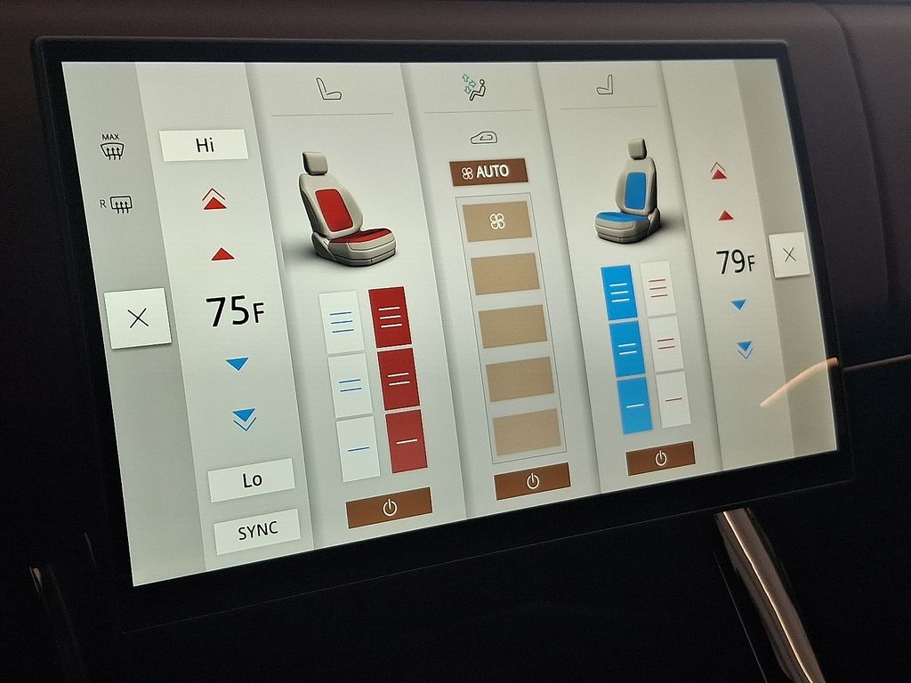 Thumbnail: 2026 Land Rover Range Rover Sport - 13