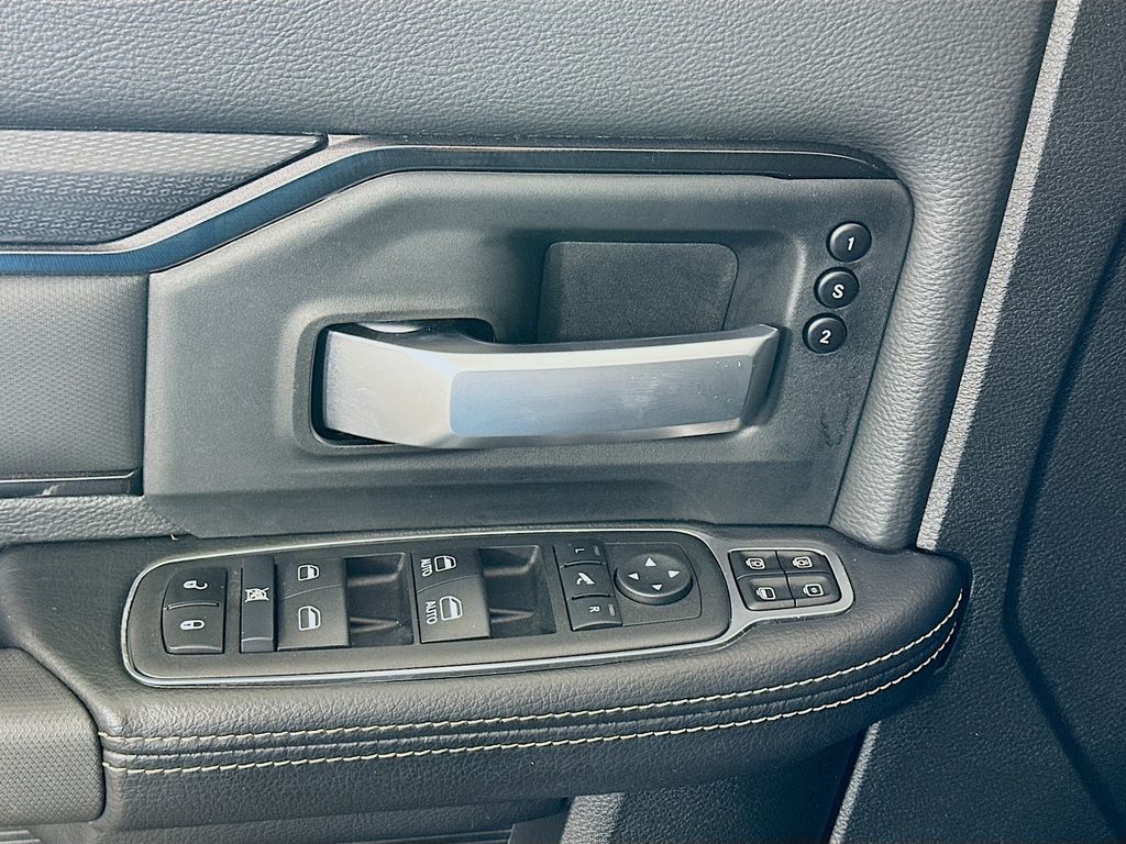 Thumbnail: 2024 RAM 2500 - 18