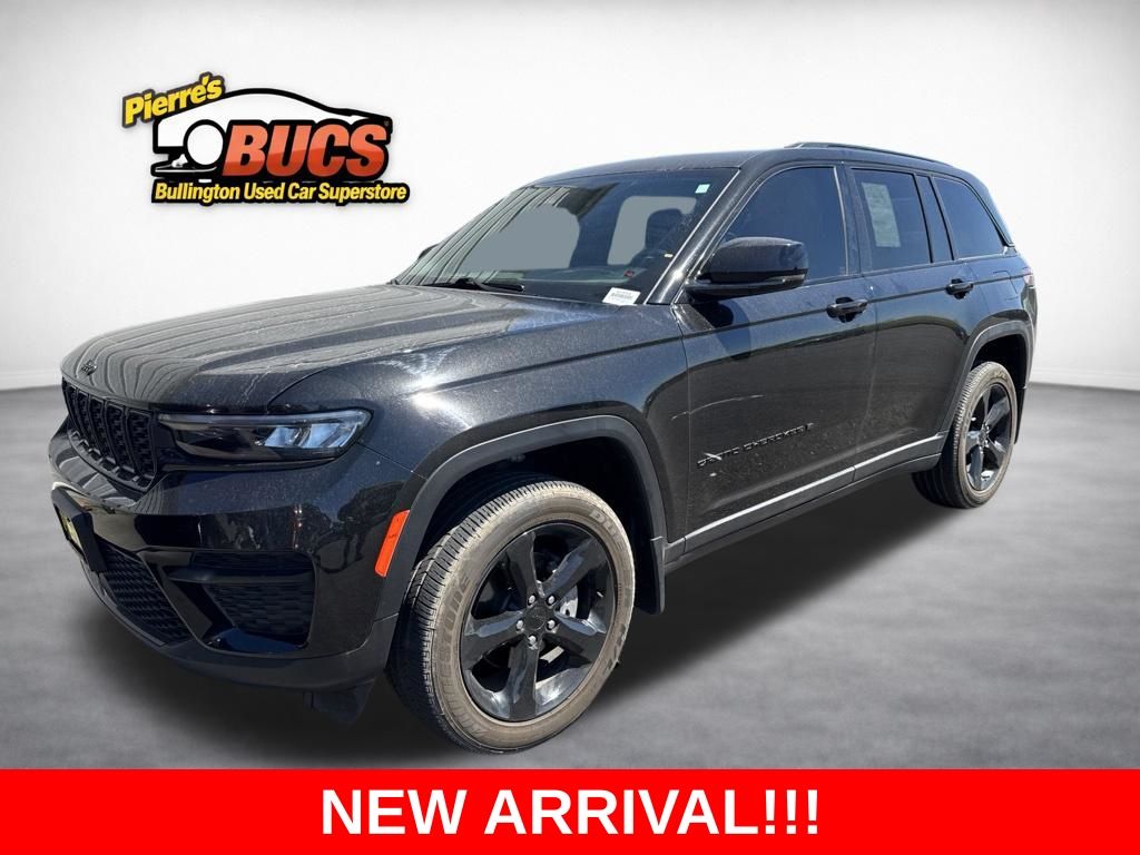 Diamond Black 2025 Jeep Grand Cherokee SUV / Crossover Four-Wheel Drive 8-Speed Automatic