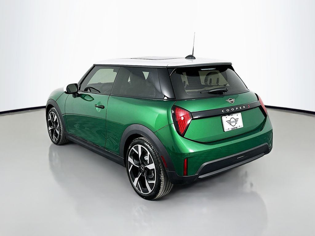 2025 MINI Cooper S 7