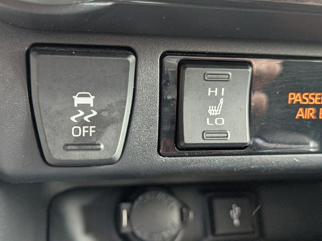Used 2022 Toyota RAV4 SUV