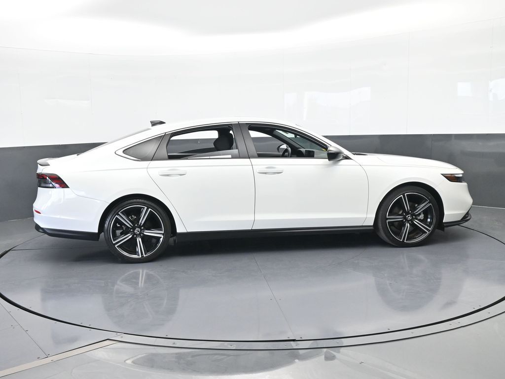 Used 2023 White Honda Sport image 7