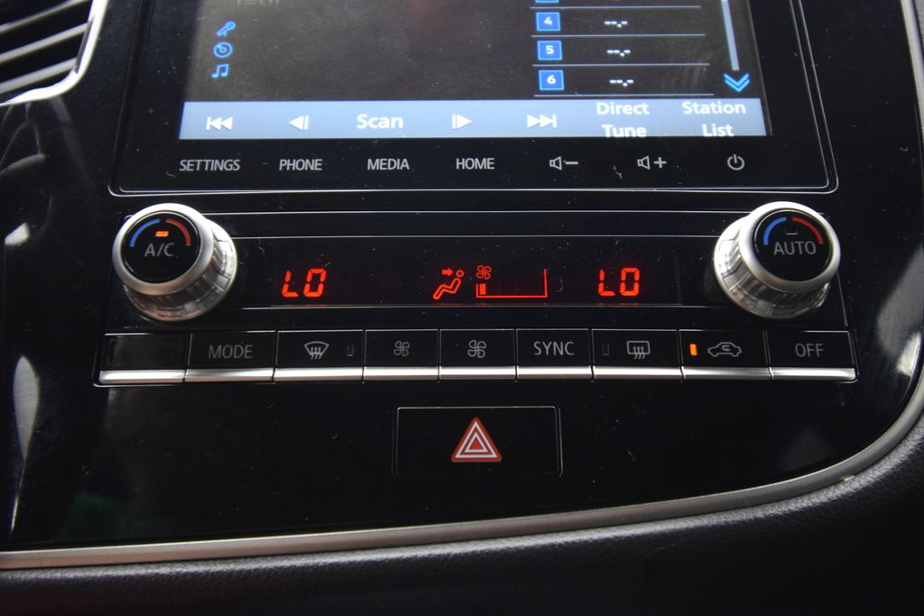 used 2020 Mitsubishi Outlander PHEV car, priced at $20,500