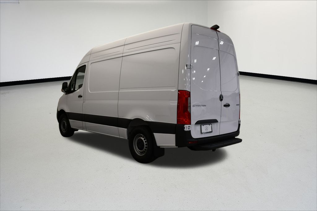 Thumbnail: 2026 Mercedes-Benz Sprinter - 6