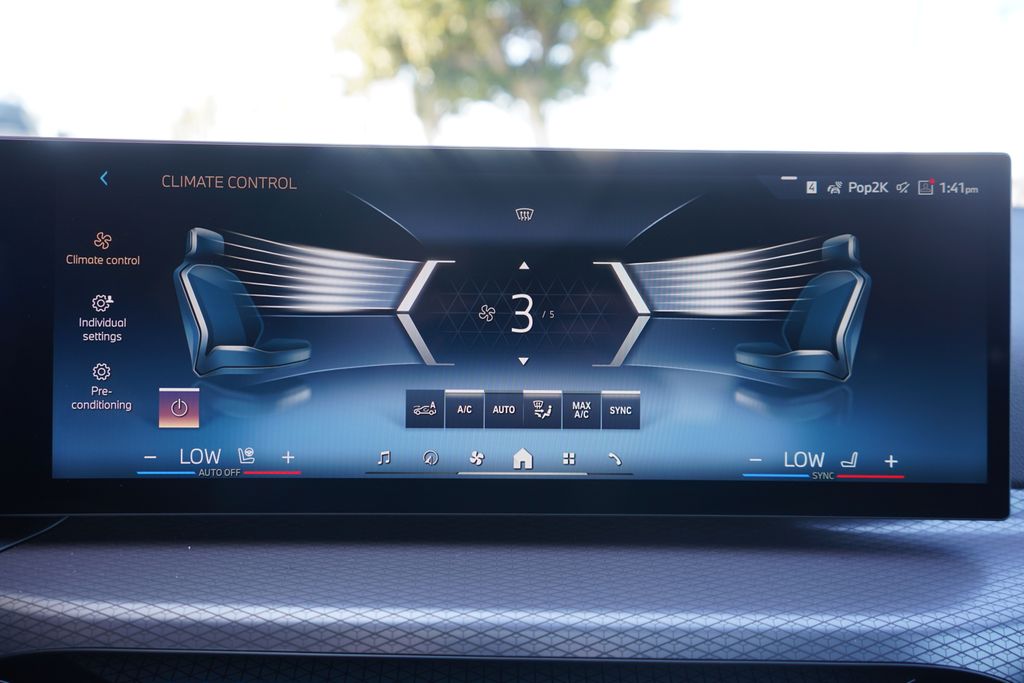 2025 BMW i4 xDrive40 17