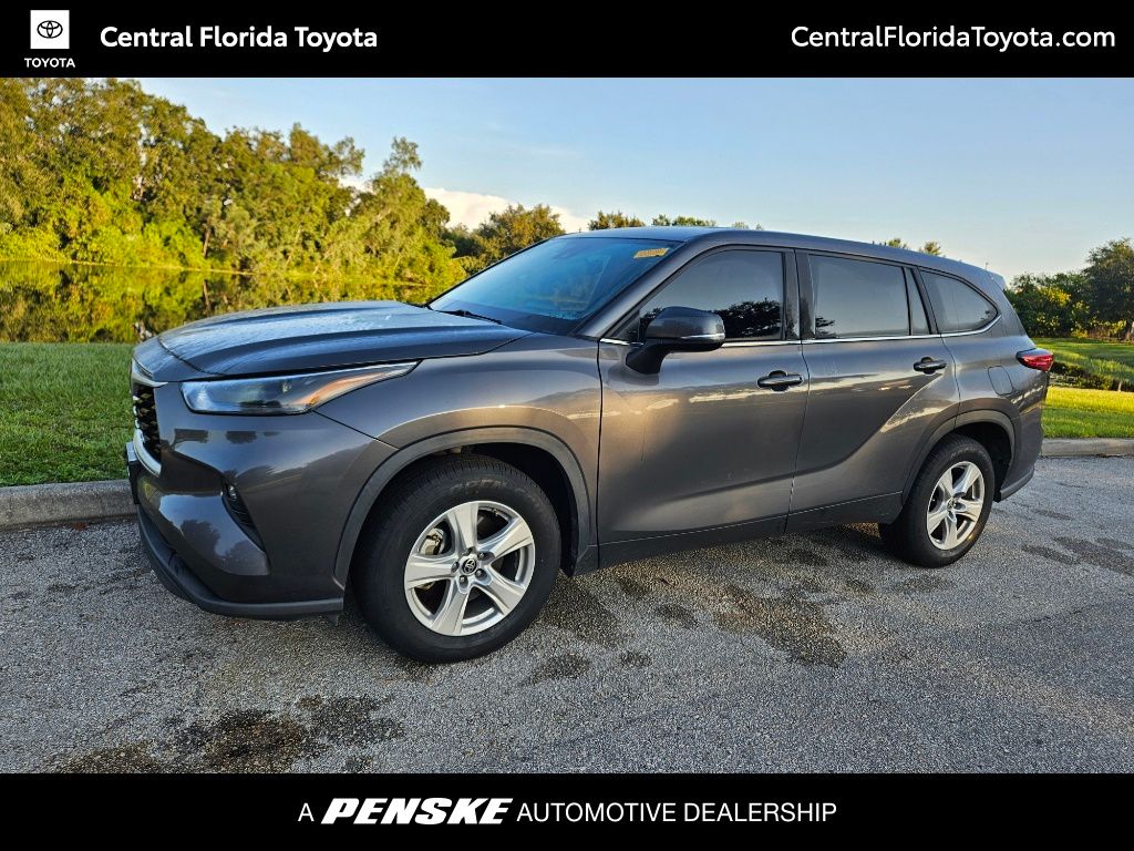 2022 Toyota Highlander LE -
                Orlando, FL