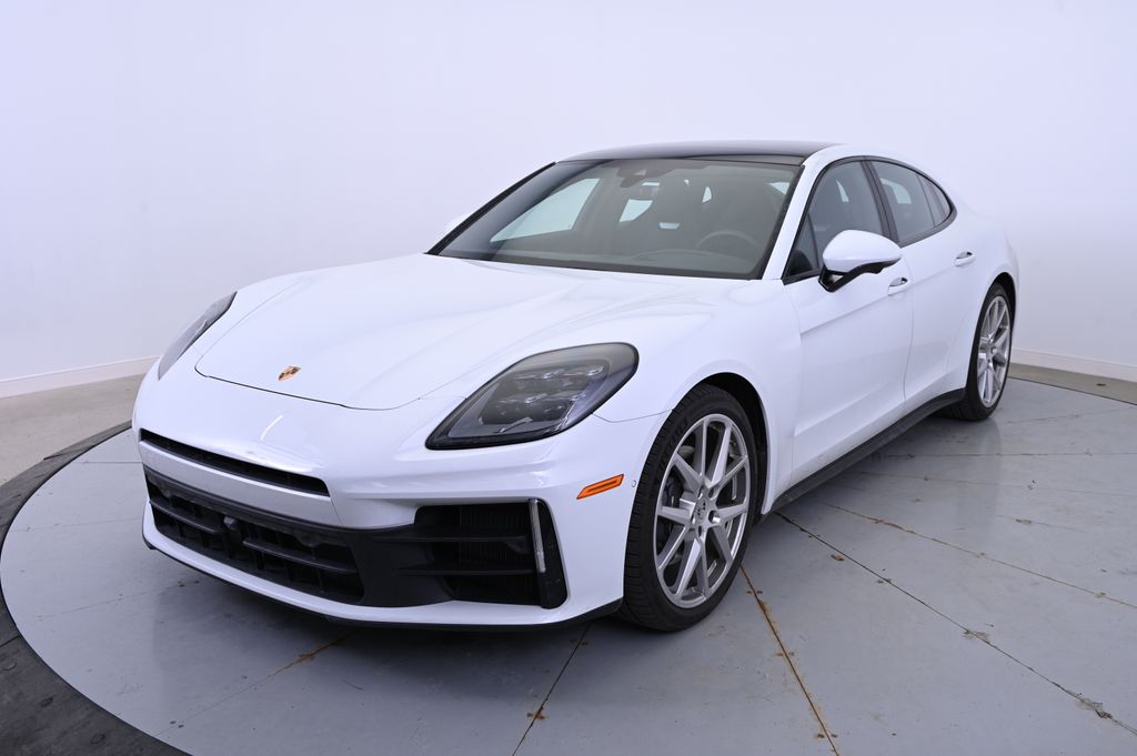2024 Porsche Panamera 4 -
                Beachwood, OH