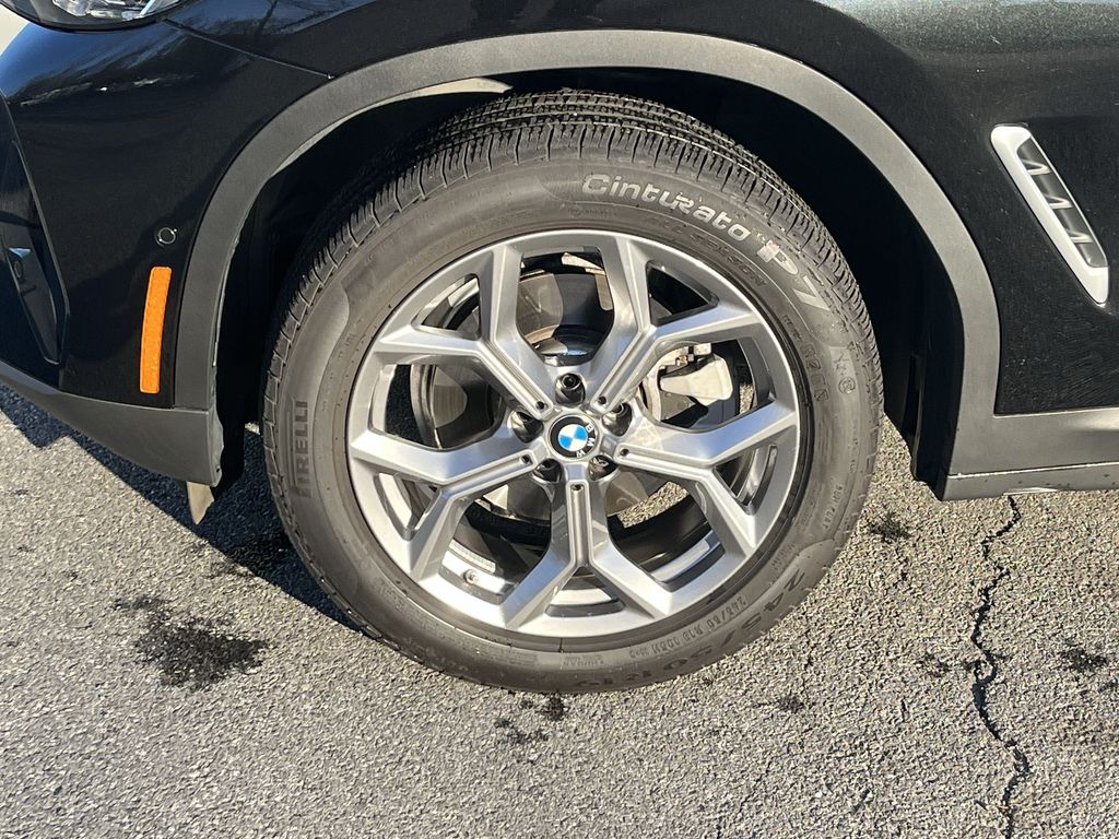 Thumbnail: 2024 BMW X3 - 10