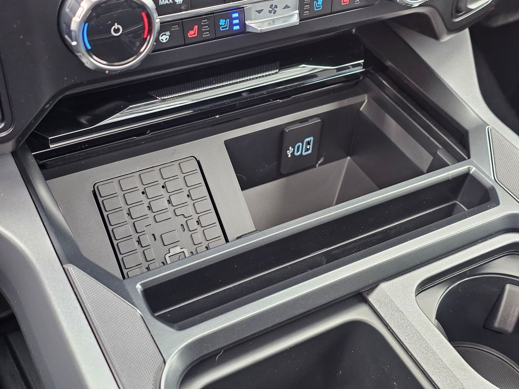 New 2026 Black Ford Lariat image 31