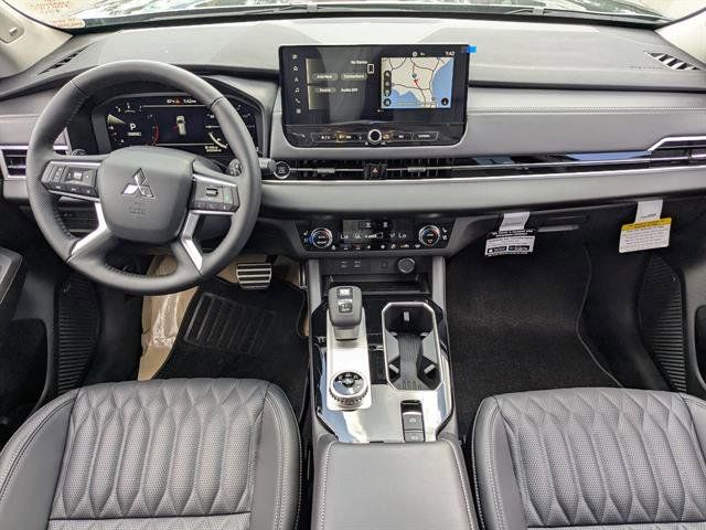 Used 2025 Mitsubishi Outlander SUV