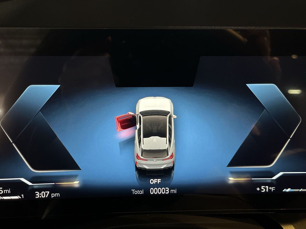 Thumbnail: 2026 BMW X3 - 15