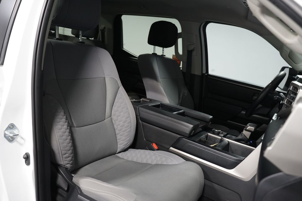 Thumbnail: 2024 Toyota Tundra - 29