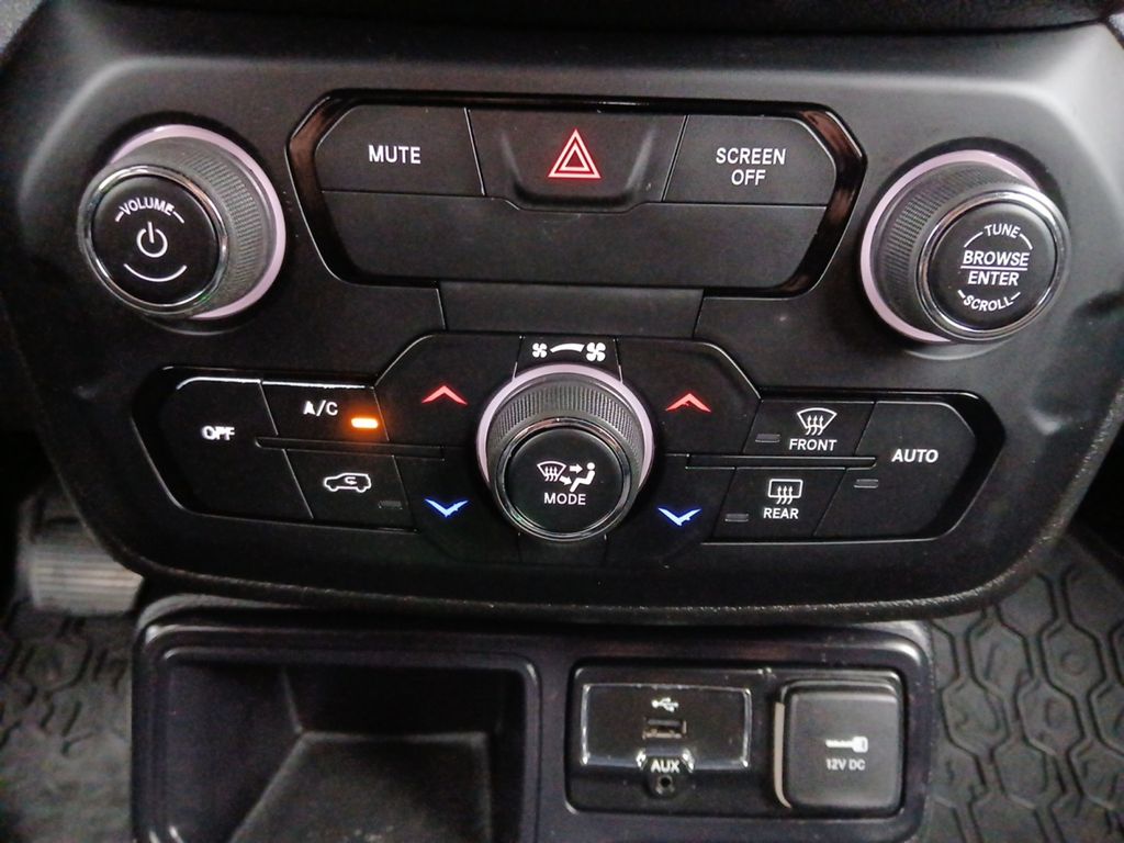 Used Car 2018 Jeep Renegade  Latitude For Sale Under $12,000 In Austin, Texas