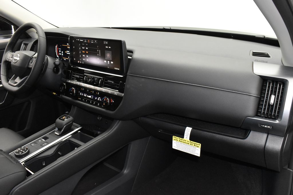 Thumbnail: 2026 Nissan Pathfinder - 26
