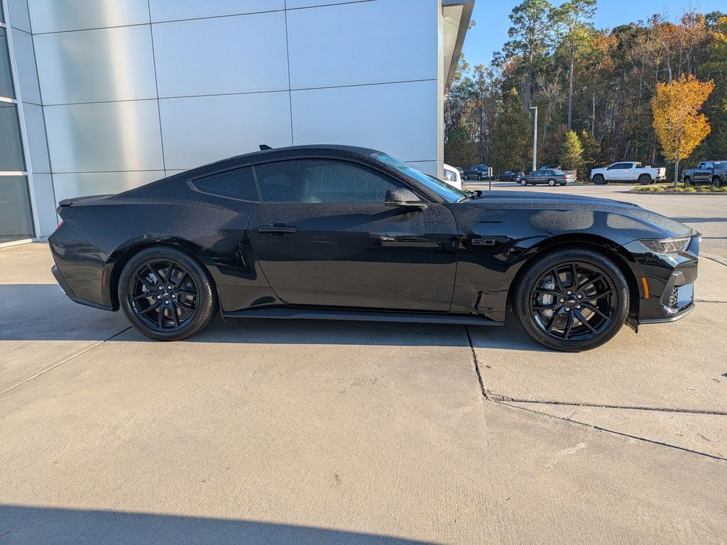 2025 Ford Mustang GT Premium Fastback