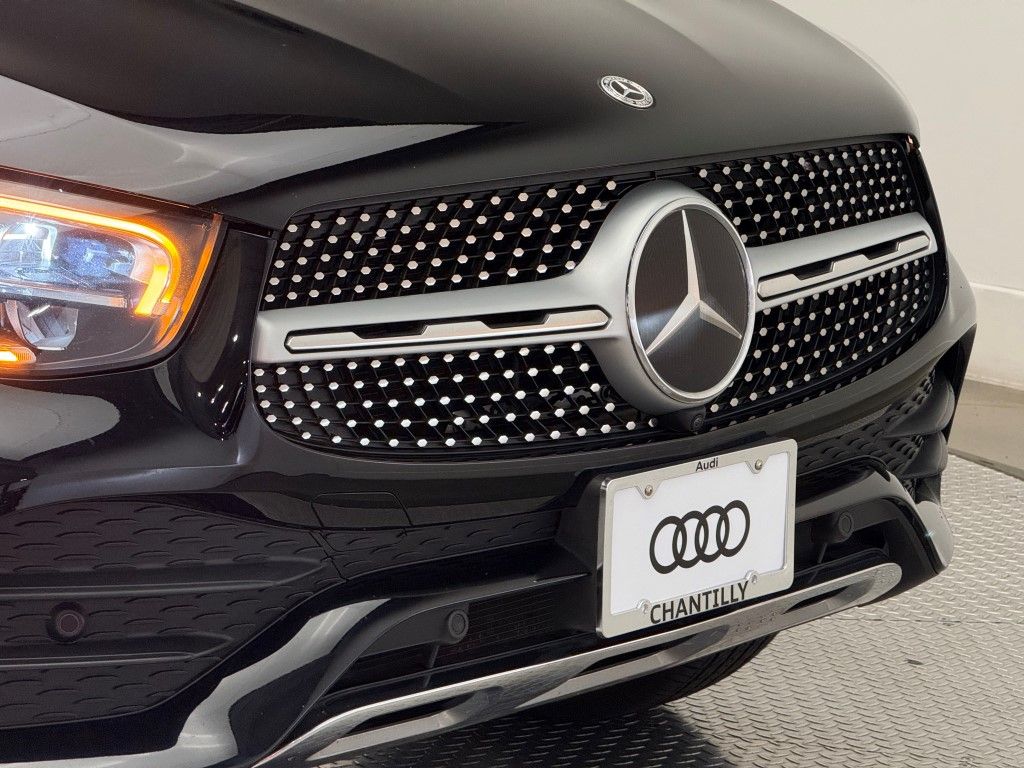 Thumbnail: 2022 Mercedes-Benz GLC - 3