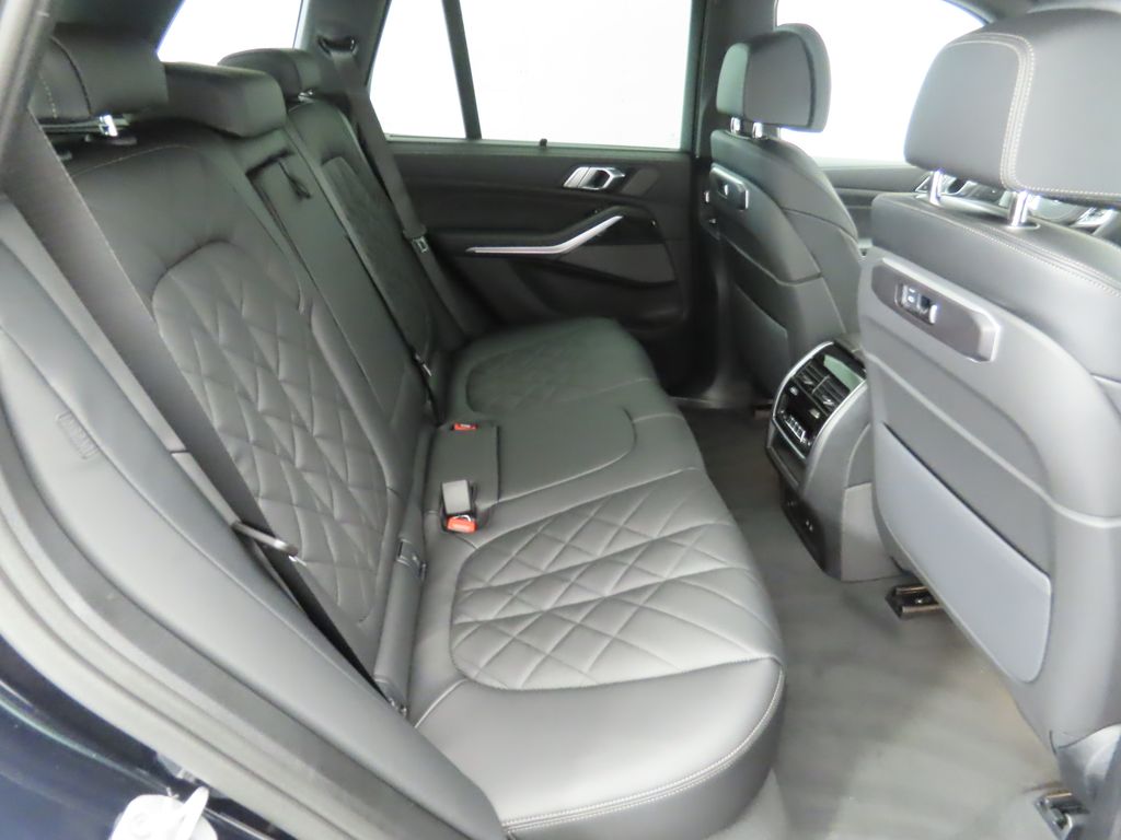 Thumbnail: 2026 BMW X5 - 22