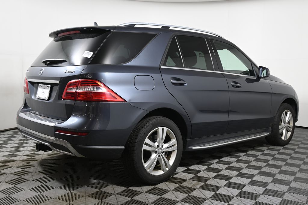 Thumbnail: 2015 Mercedes-Benz M-Class - 10