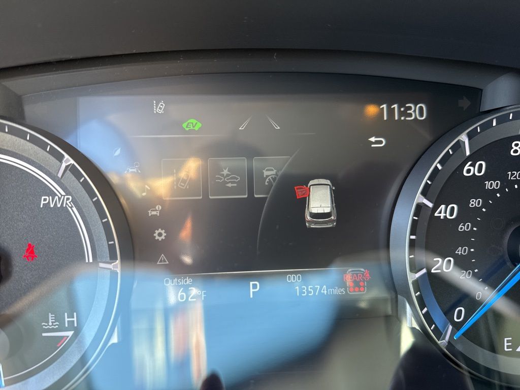 Thumbnail: 2025 Toyota Highlander - 9