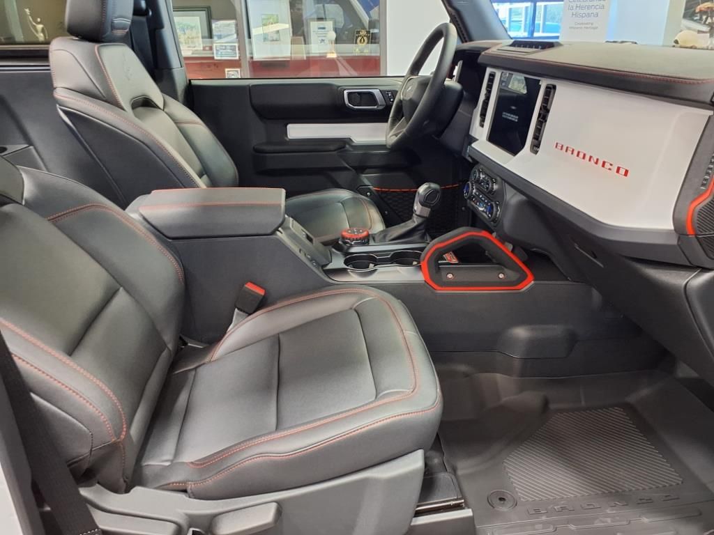 2025 Ford Bronco Stroppe Edition - 4