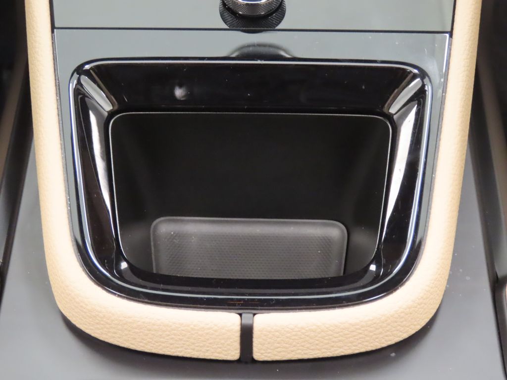 Thumbnail: 2025 Porsche Cayenne - 29