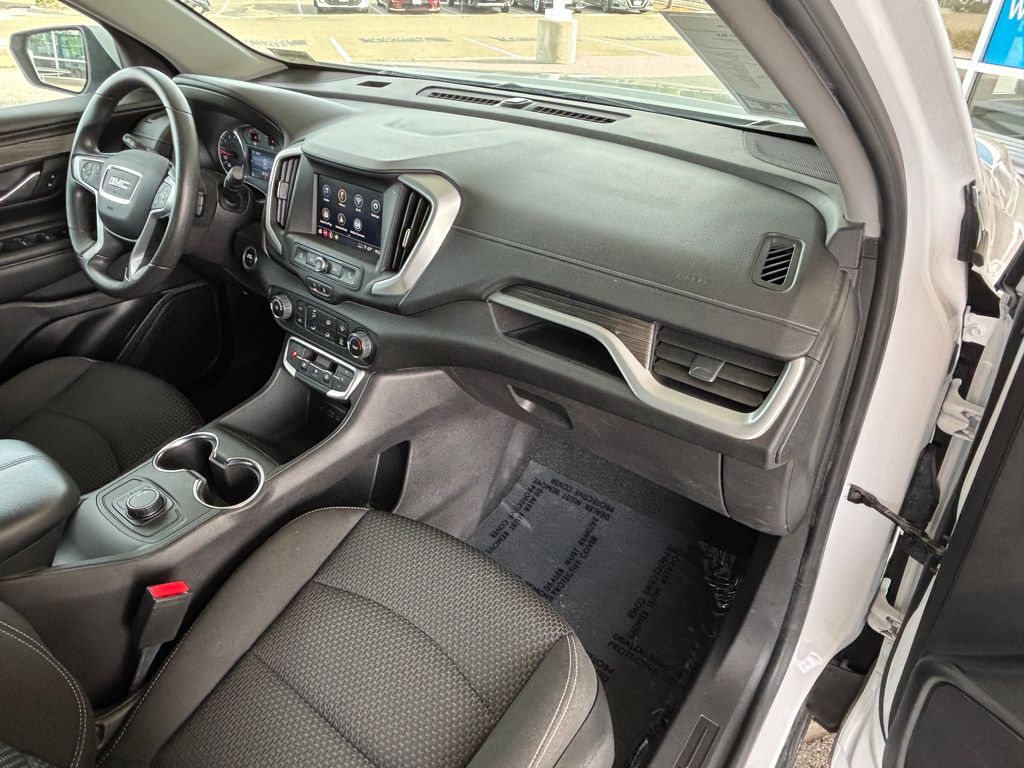 Thumbnail: 2024 GMC Terrain - 22
