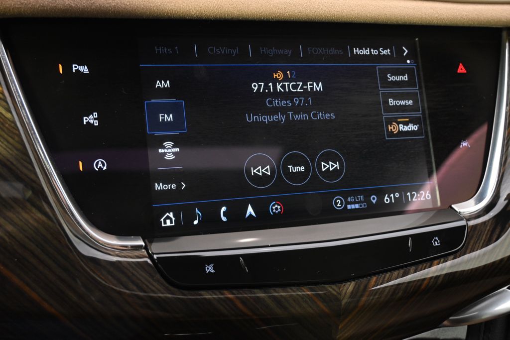 Used 2023 White Cadillac Premium Luxury image 29