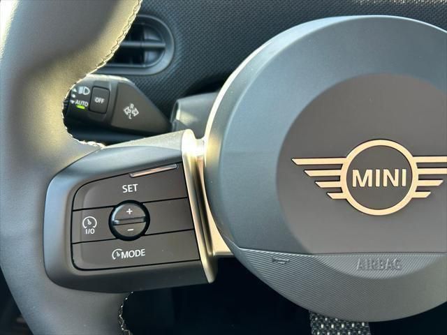 Thumbnail: 2026 MINI Cooper - 18