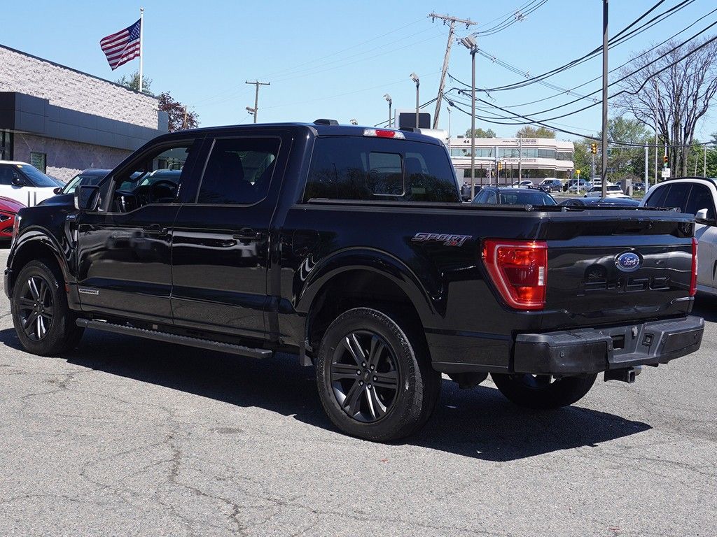 Used 2023 Black Ford XLT image 11