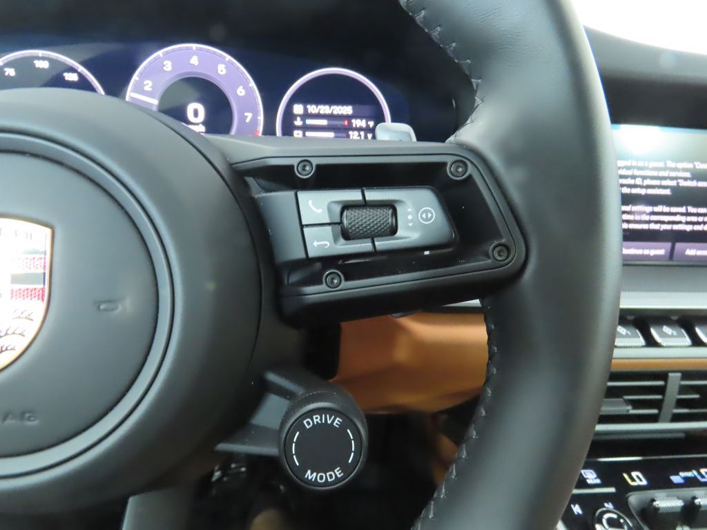 Thumbnail: 2025 Porsche 911 - 12