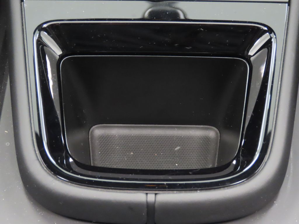 Thumbnail: 2025 Porsche Cayenne - 32