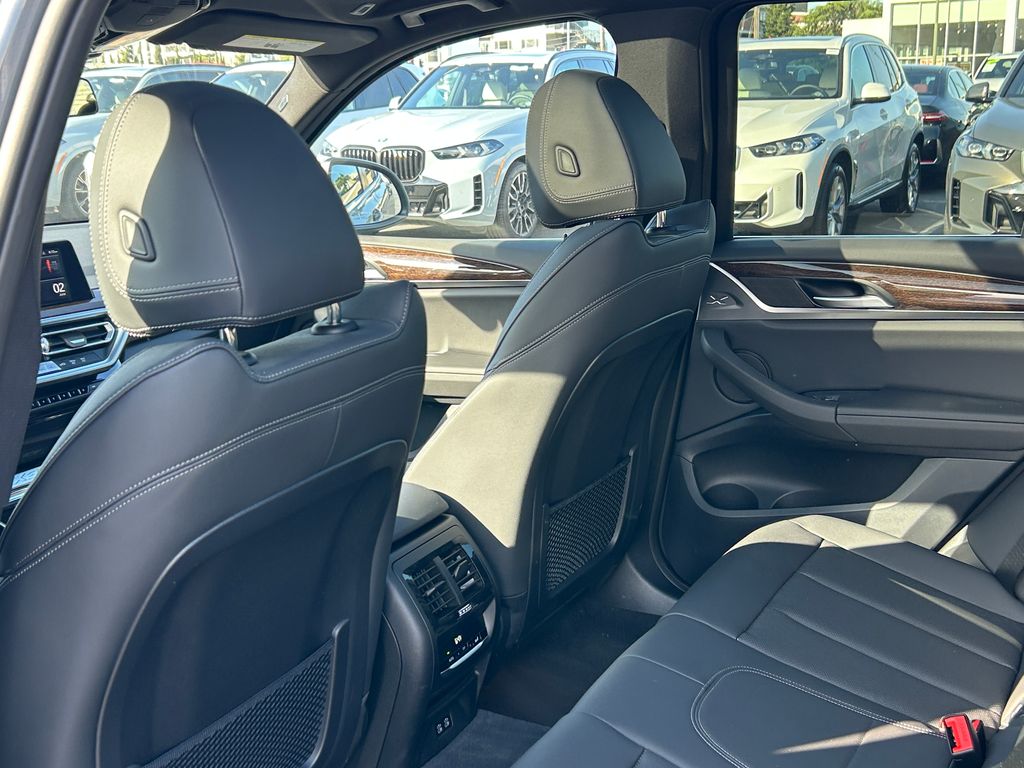 Thumbnail: 2024 BMW X3 - 30