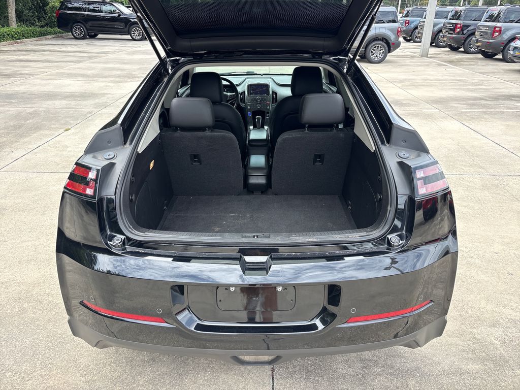 Used 2014 Black Chevrolet Base image 30