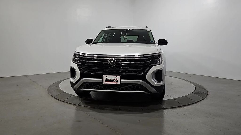 New 2026 White/off-white Volkswagen 2.0T Peak Edition image 8