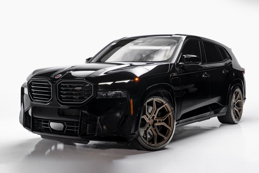 2023 BMW XM - Thumbnail 4